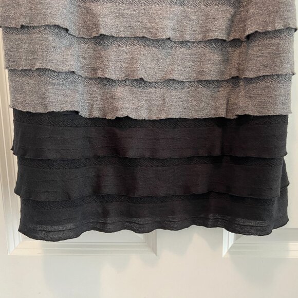 AB STUDIO Black/Gray/White Sleeveless Top, M, Layers, Stretchy, Scoop Neck, NWOT - Picture 5 of 8